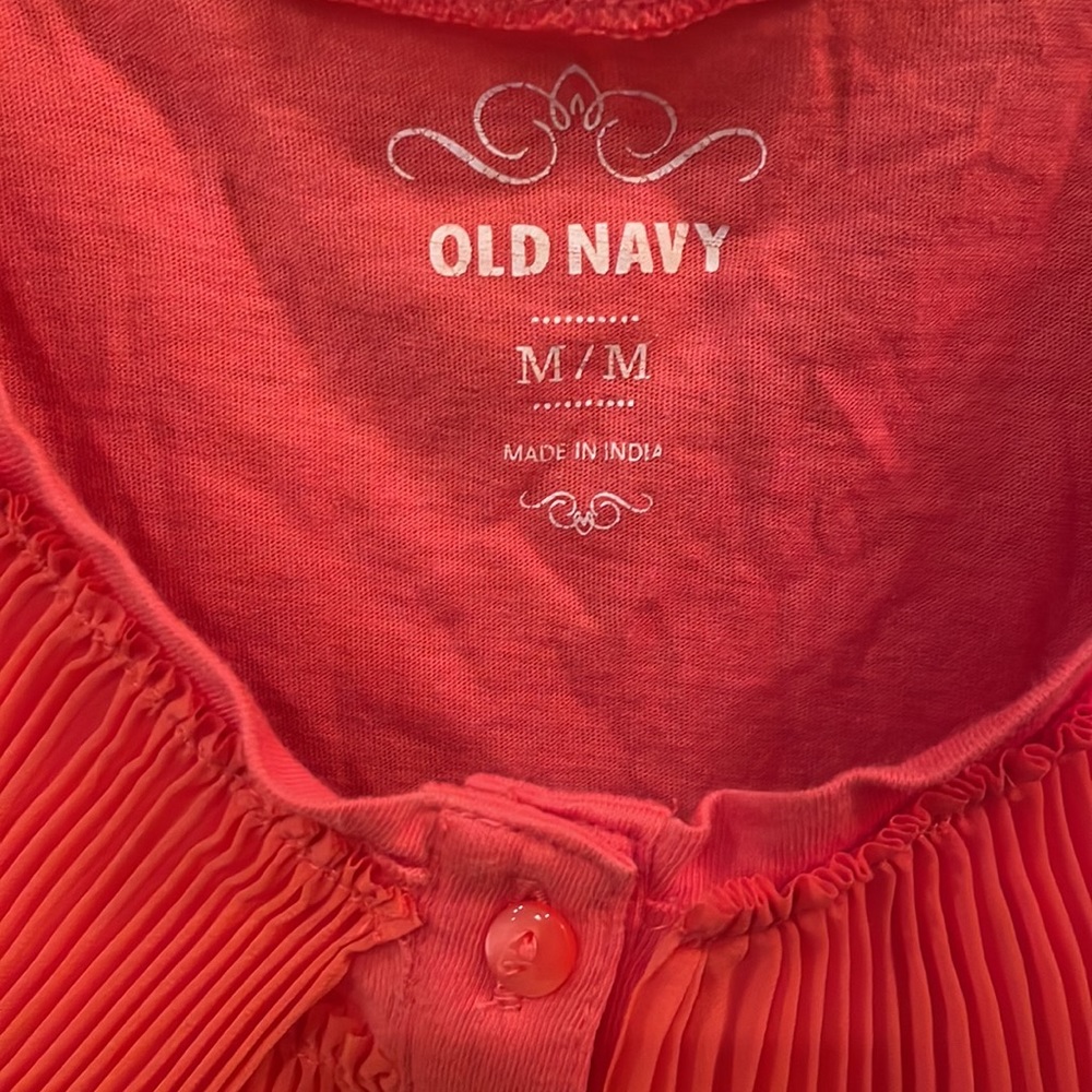 Old Navy Ruffled Tank - Picture 4 of 5